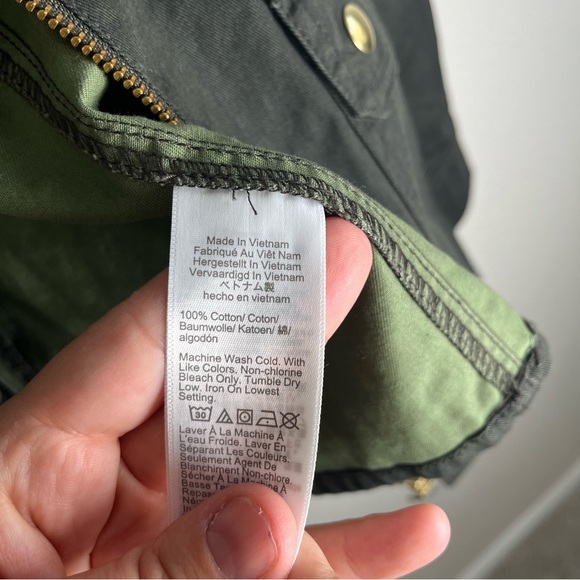 J. Crew Resin Coated Field Utility Jacket Olive with Brass Buttons Women’s SM - Picture 7 of 11